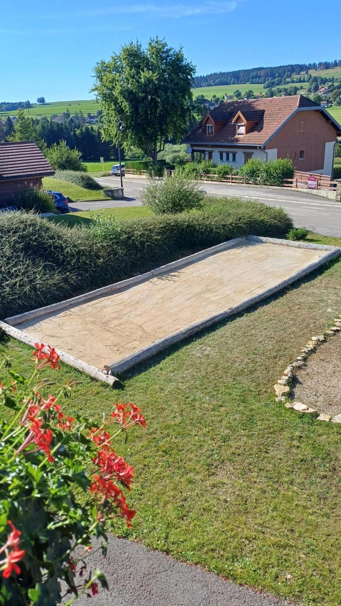 La Parenthese Du Dahu Gite De 6 Pers Métabief Exteriör bild